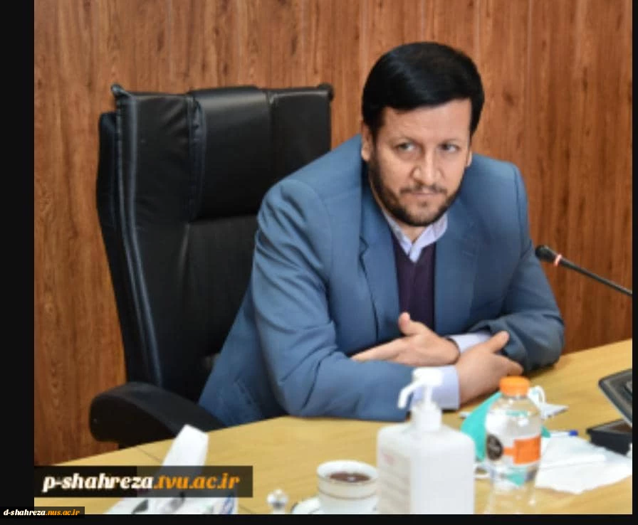 دکتر رجبی:
مهمترین رسالت بسیج اساتید در دانشگاه فنی وحرفه ای فراهم سازی بسترهای تحقق گام دوم انقلاب در ساختن دانشگاه تمدن ساز است. 2
