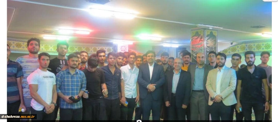 حضور دکتر خسرویان در محل خوابگاه دانشجویی دانشکده فنی و حرفه‌ای شهید مهاجر اصفهان و دیدار با دانشجویان. 3