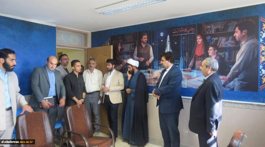 با حضور دکتر خسرویان؛
پژوهشکده شهید عباس دانشگر در دانشکده فنی و حرفه‌ای شهید مهاجر اصفهان افتتاح شد.
 2
